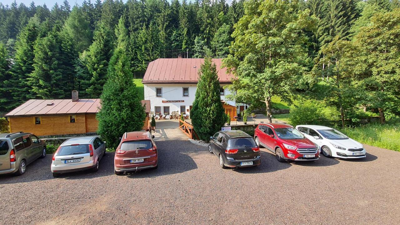 Penzion Čtyřlístek Teplice nad Metují Esterno foto